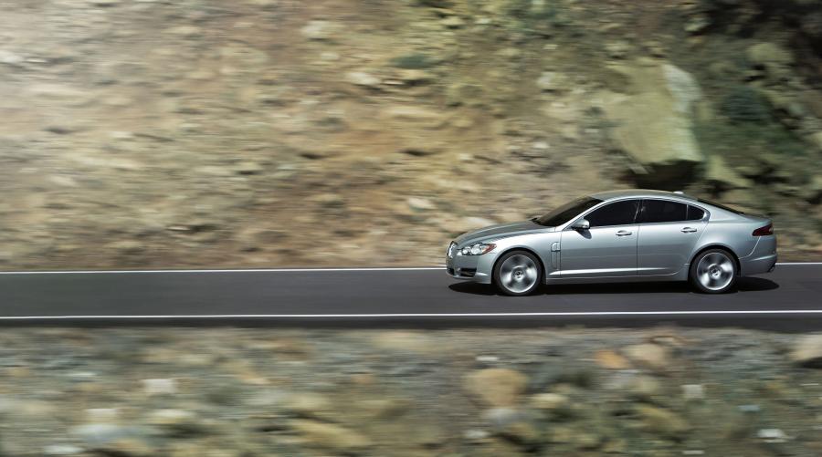  Jaguar XF 2008 года  (фото 73 из 175)